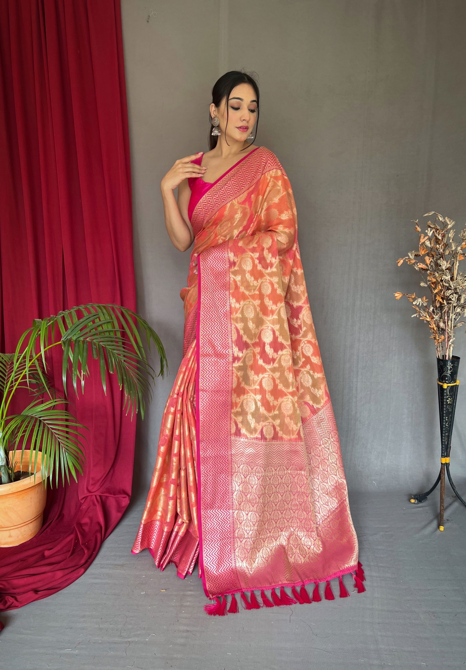 Aashi 2 Colors Wholesale Designer Sarees Catalog
